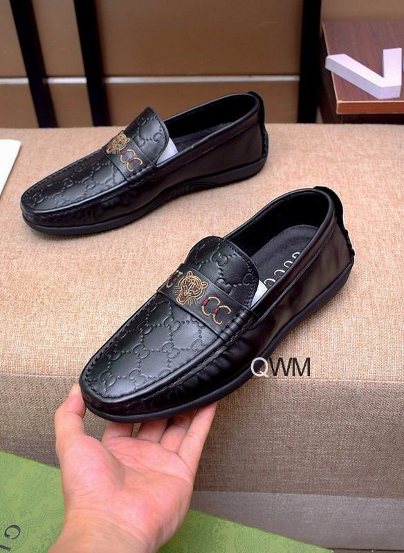 Gucci Men's Shoes 828